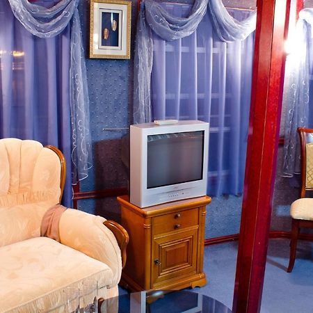 Bogdan Khmelnytskyi Hotell Kiev Eksteriør bilde