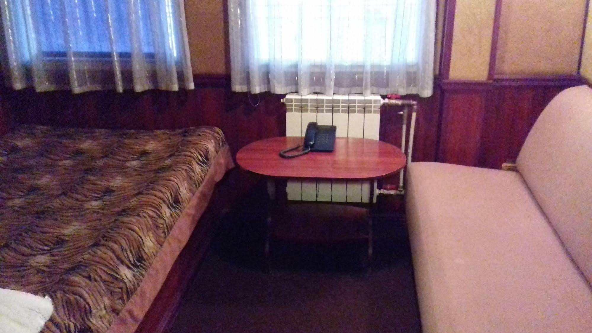 Bogdan Khmelnytskyi Hotell Kiev Eksteriør bilde